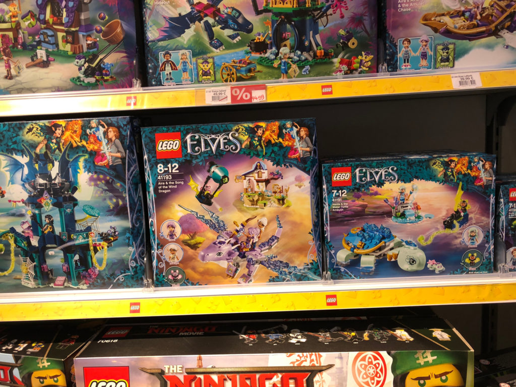 LEGO Elves Neuheiten im Regal | ©2018 Brickzeit