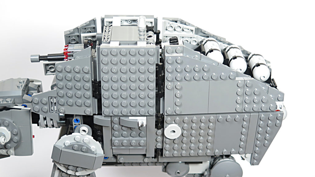 LEGO® Star Wars™ 75189 First Order Heavy Assault Walker™ - Bauabschnitt 9 - linke Seite | ©2018 Brickzeit