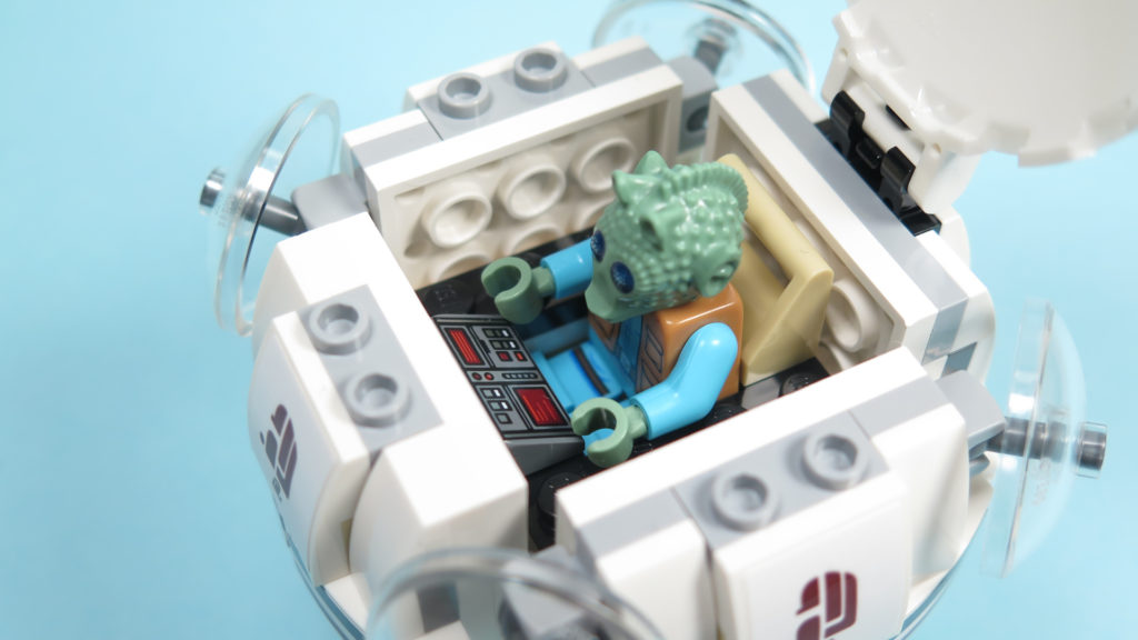 LEGO® Star Wars™ 75205 Mos Eisley Cantina™ - Bauabschnitt 1 - Raumschiff Cockpit | ©2018 Brickzeit