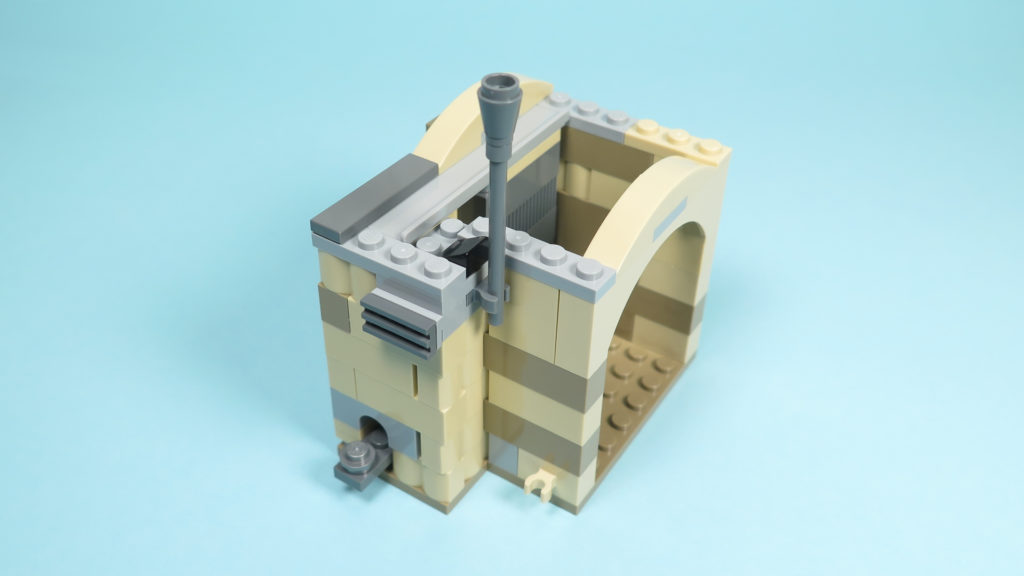 LEGO® Star Wars™ 75205 Mos Eisley Cantina™ - Bauabschnitt 2 - Eingang - Schornstein, Abluft und Verbinder | ©2018 Brickzeit