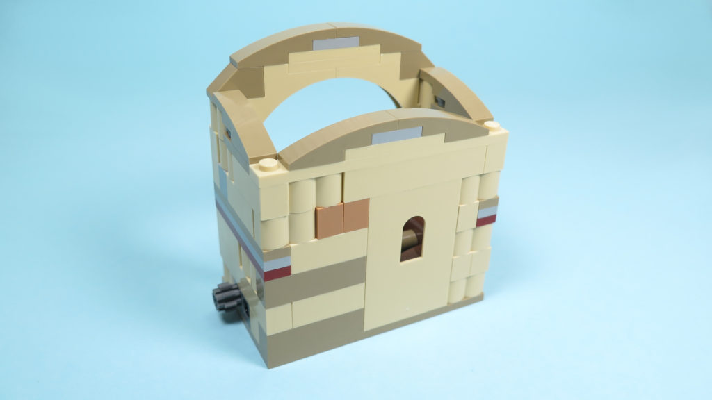 LEGO® Star Wars™ 75205 Mos Eisley Cantina™ - Bauabschnitt 3 - Rückseite | ©2018 Brickzeit