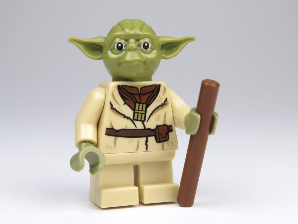LEGO® Star Wars™ Yoda's Hütte (75208) - Yoda Vorderseite | ©2018 Brickzeit