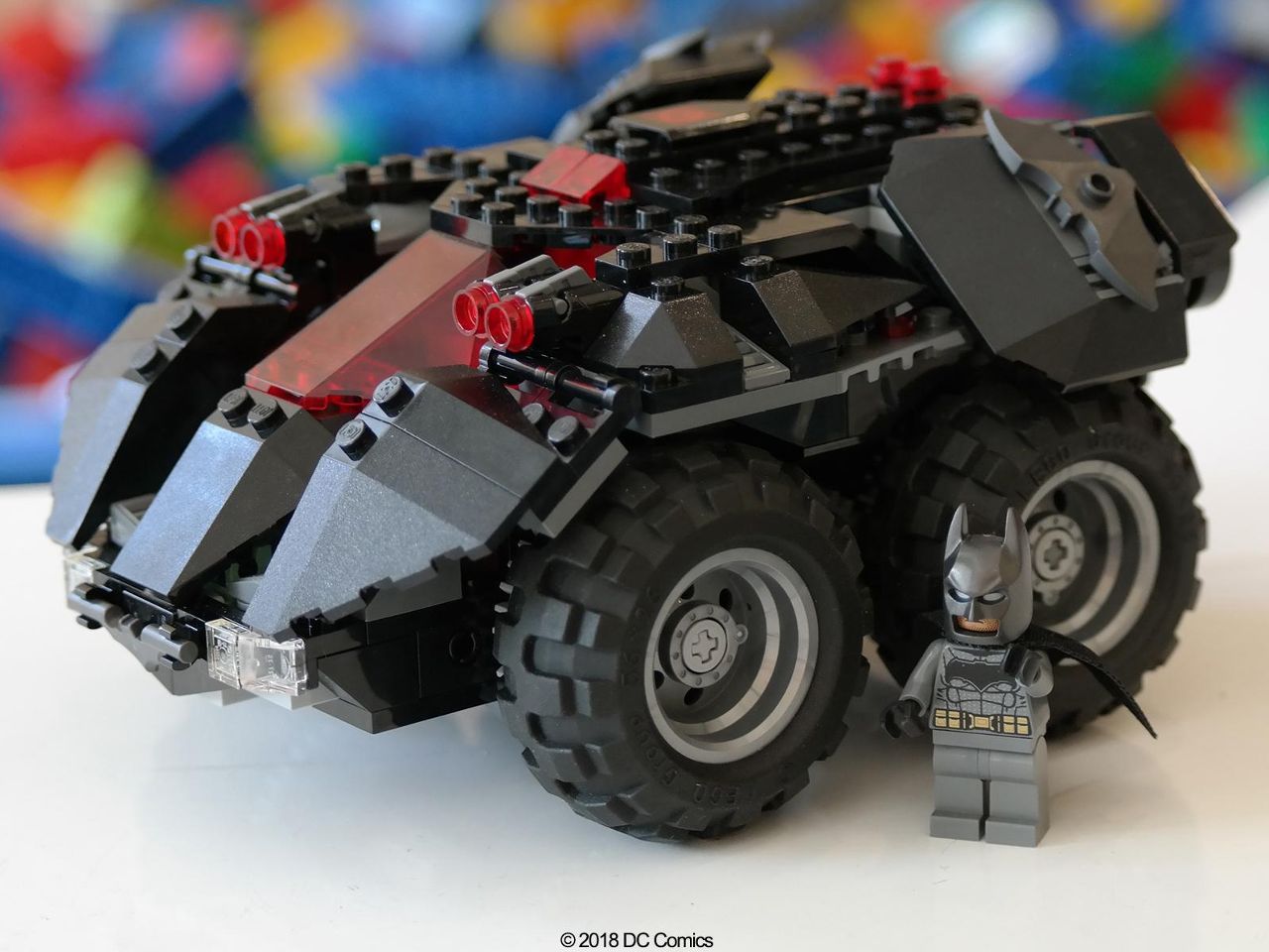 LEGO DC Comics Superheroes Batmobil 76112 mit Fernsteuerung erstes Bild Brickzeit