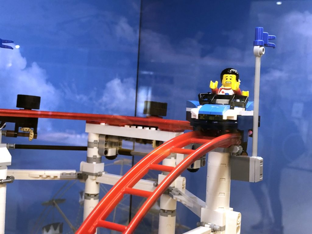LEGO® Creator Expert Achterbahn (10261) - los geht's | ©2018 Brickzeit