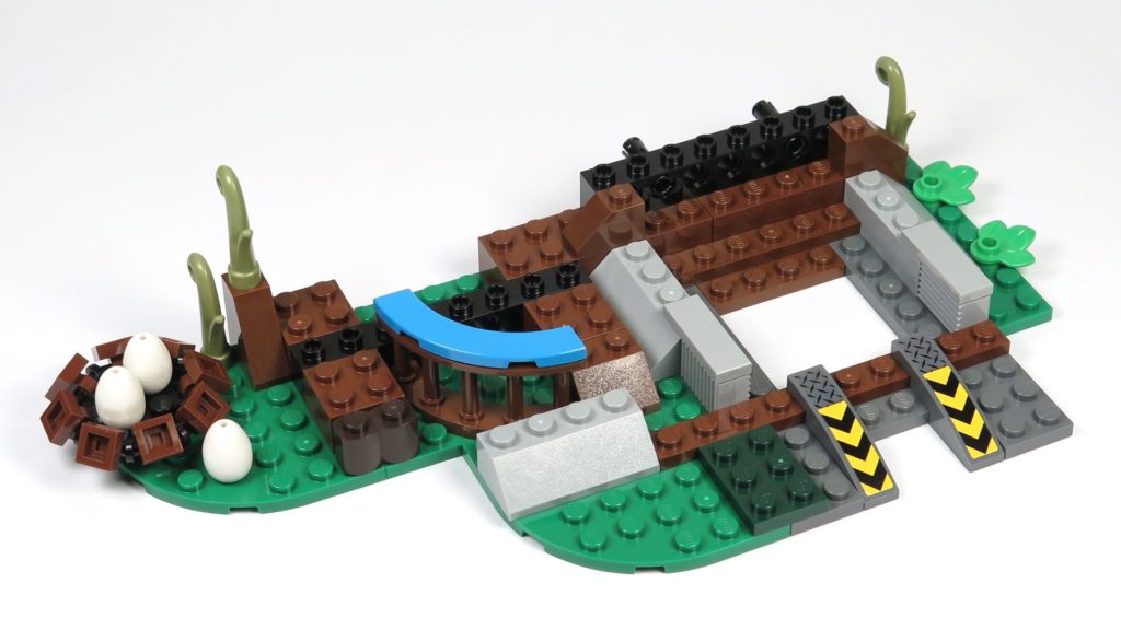 LEGO® Jurassic World Carnotaurus (75929) - Bauabschnitt 4, Teil 1 - Grundaufbau | ©2018 Brickzeit