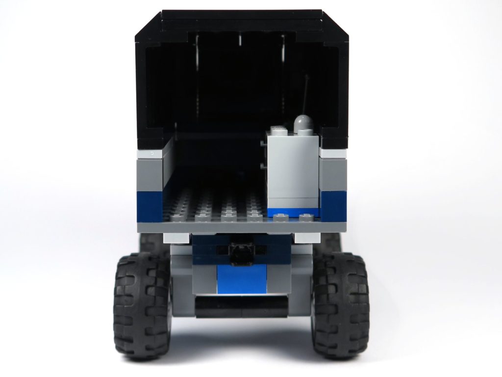 LEGO® Jurassic World Carnotaurus (75929) - Truck, Rückseite | ©2018 Brickzeit
