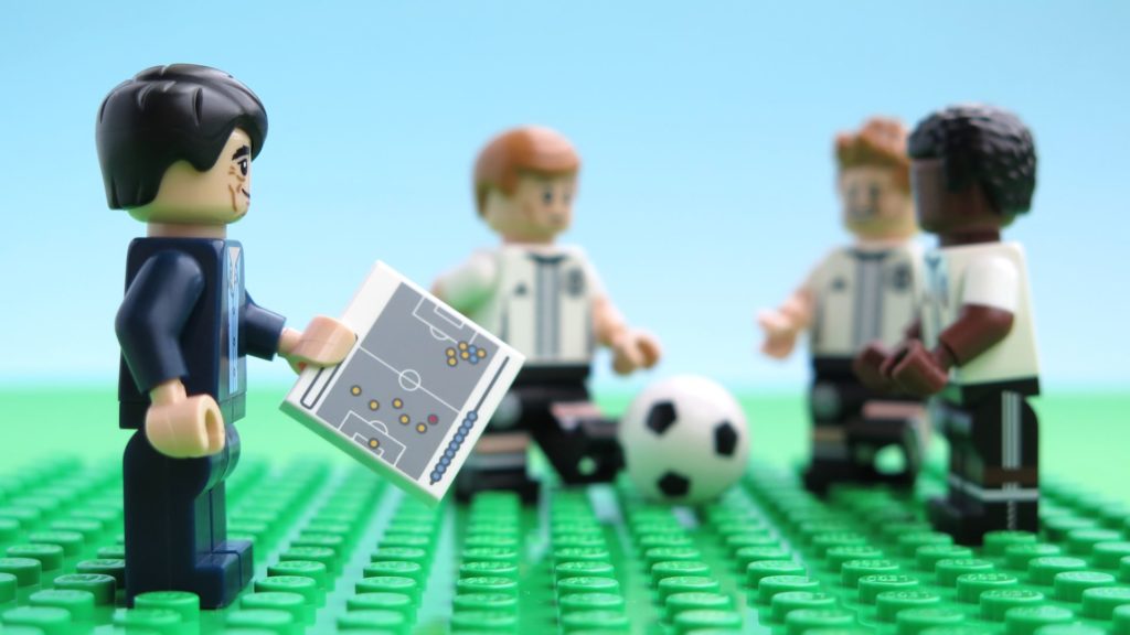 Deutsche LEGO® Nationalmannschafft - Taktik ist alles | ©2018 Brickzeit