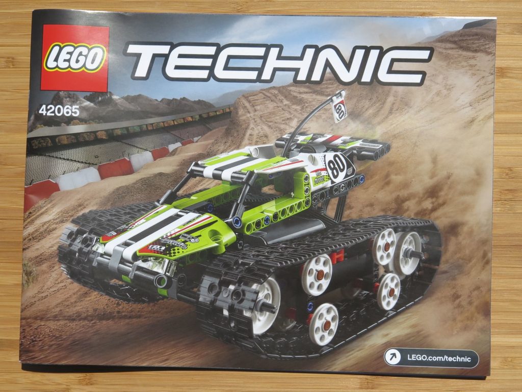 LEGO® Technic Ferngesteuerter Tracked Racer (42065) - Inhalt, Anleitung | ©2018 Brickzeit