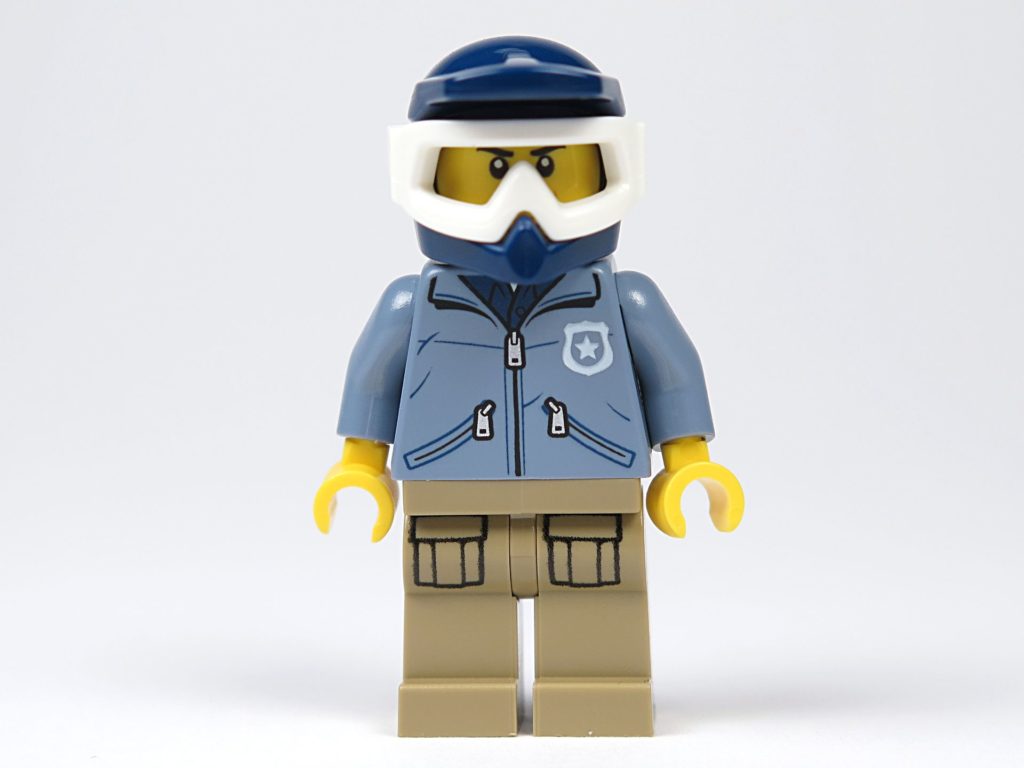 LEGO® City Magazin Nr. 8 - Minifigur Polizist, Vorderseite | ©2018 Brickzeit