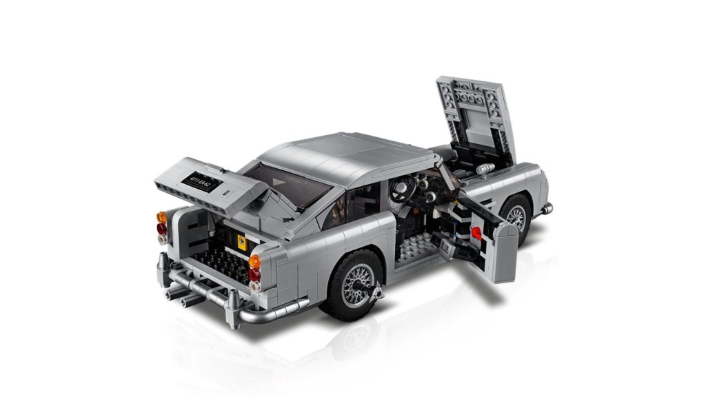 LEGO® James Bond Aston Martin DB5 (10262) - Bild 3 | ©2018 LEGO Gruppe