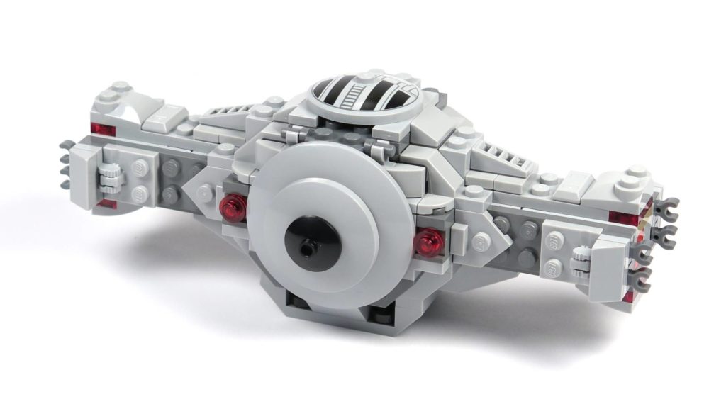 LEGO® 75211 Imperial TIE Fighter - Bauabschnitt 2 - fertige Rückseite | ©2018 Brickzeit