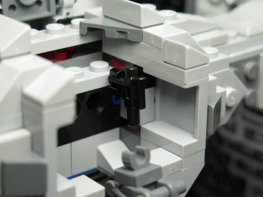 LEGO® 75211 Imperial TIE Fighter - Halterung für Blaster im Cockpit | ©2018 Brickzeit