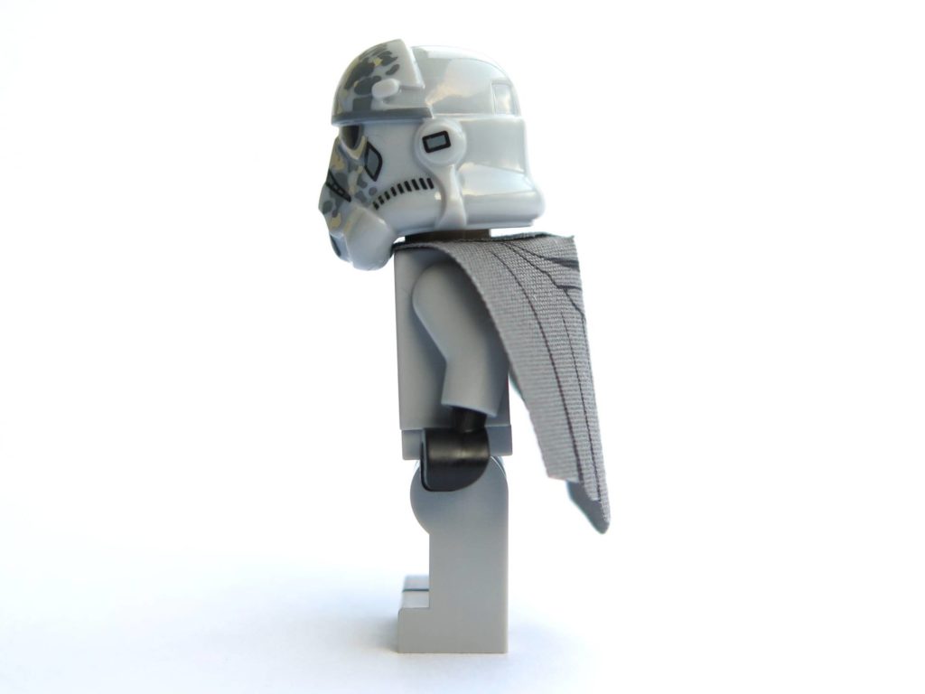 LEGO® 75211 - Minifigur Mimban Stormtrooper - linke Seite | ©2018 Brickzeit
