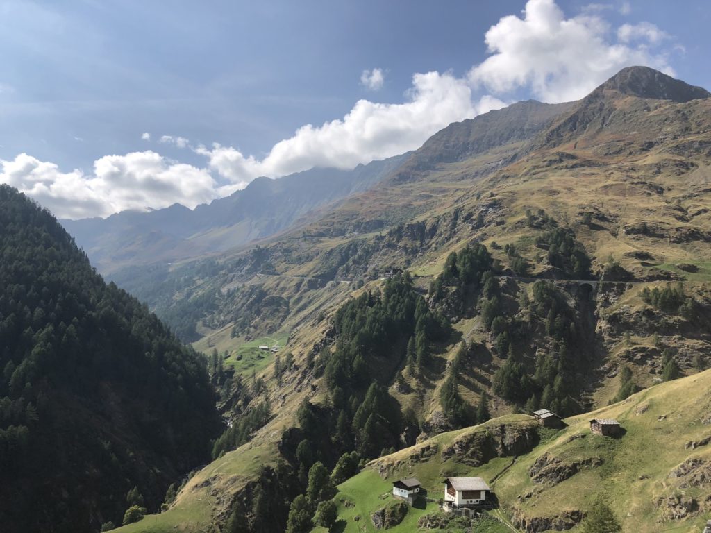 Blick auf die Südtiroler Seite vom Timmelsjoch | ©2018 Brickzeit