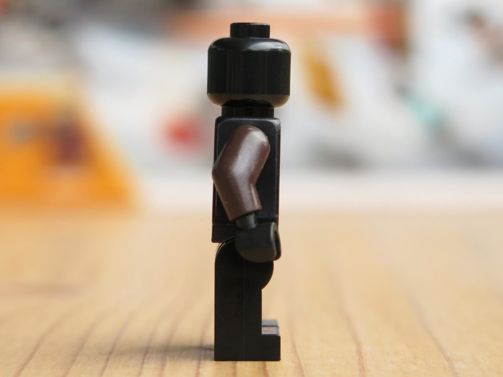 LEGO® Star Wars™ 75215 - Minifigur Enfys Nest ohne Zubehör - rechte Seite | ©2018 Brickzeit
