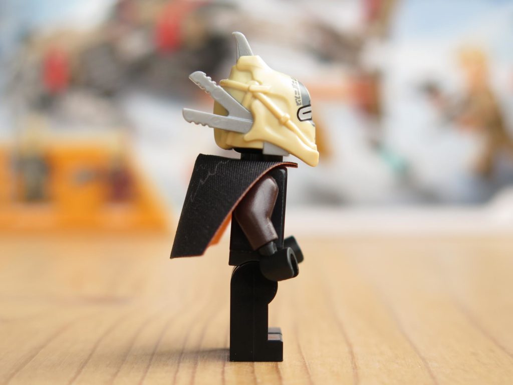 LEGO® Star Wars™ 75215 - Minifigur Enfys Nest - rechte Seite | ©2018 Brickzeit