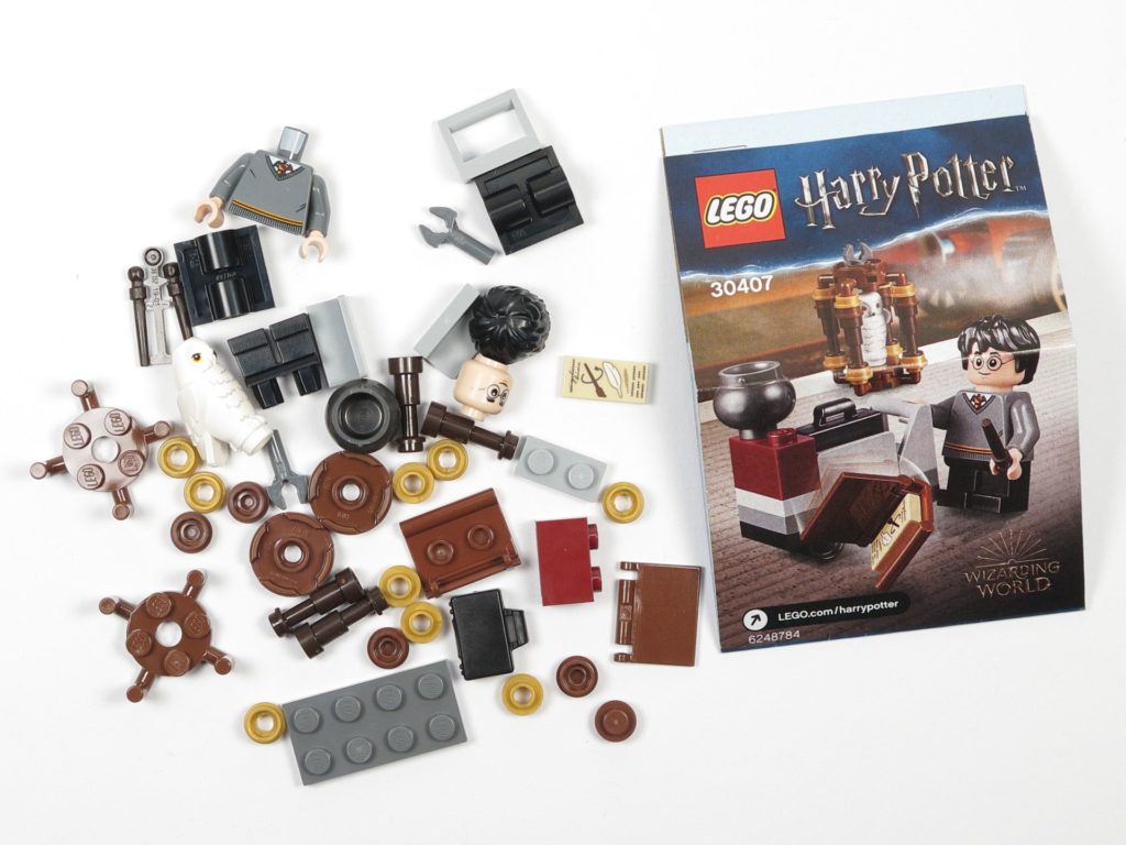LEGO® Harry Potter 30407 - Harry's Journey to Hogwarts - Polybag-Inhalt | ©2018 Brickzeit