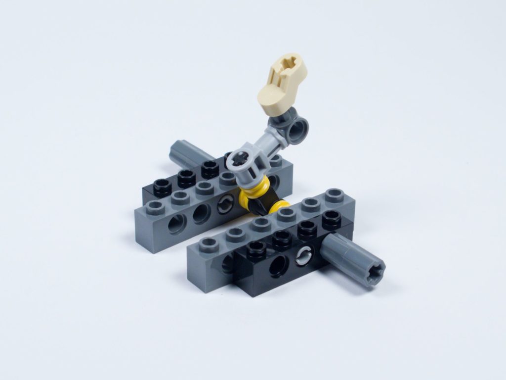 LEGO® Star Wars™ 75218 - Bauabschnitt 1 - Bild 10 | ©2018 Brickzeit