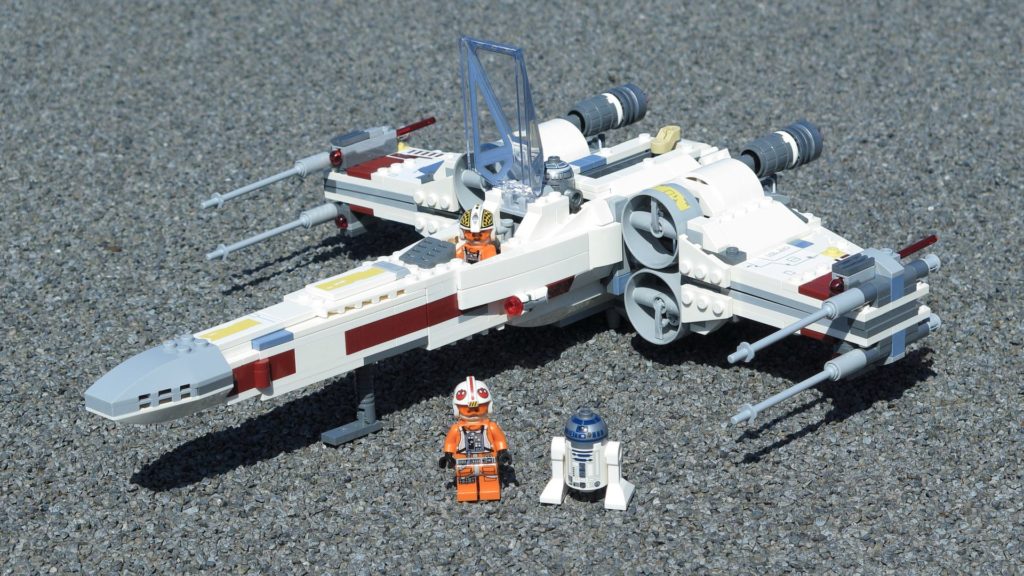 LEGO® Star Wars™ 75218 X-Wing Starfighter™ - komplettes Set, dg1 | ©2018 Brickzeit