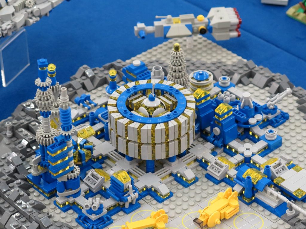 LEGO Micro Moonbase - Bild 14 | ©2018 Brickzeit