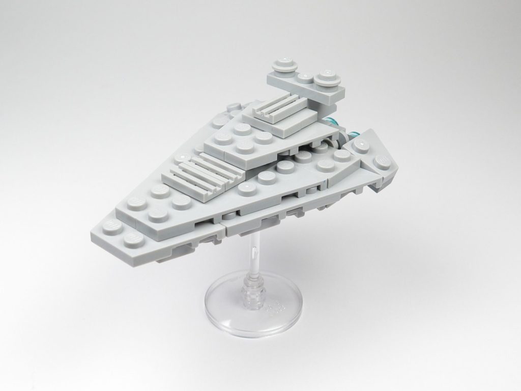 LEGO® Star Wars™ Star Destroyer Polybag 911842 - vorne, links | ©2018 Brickzeit