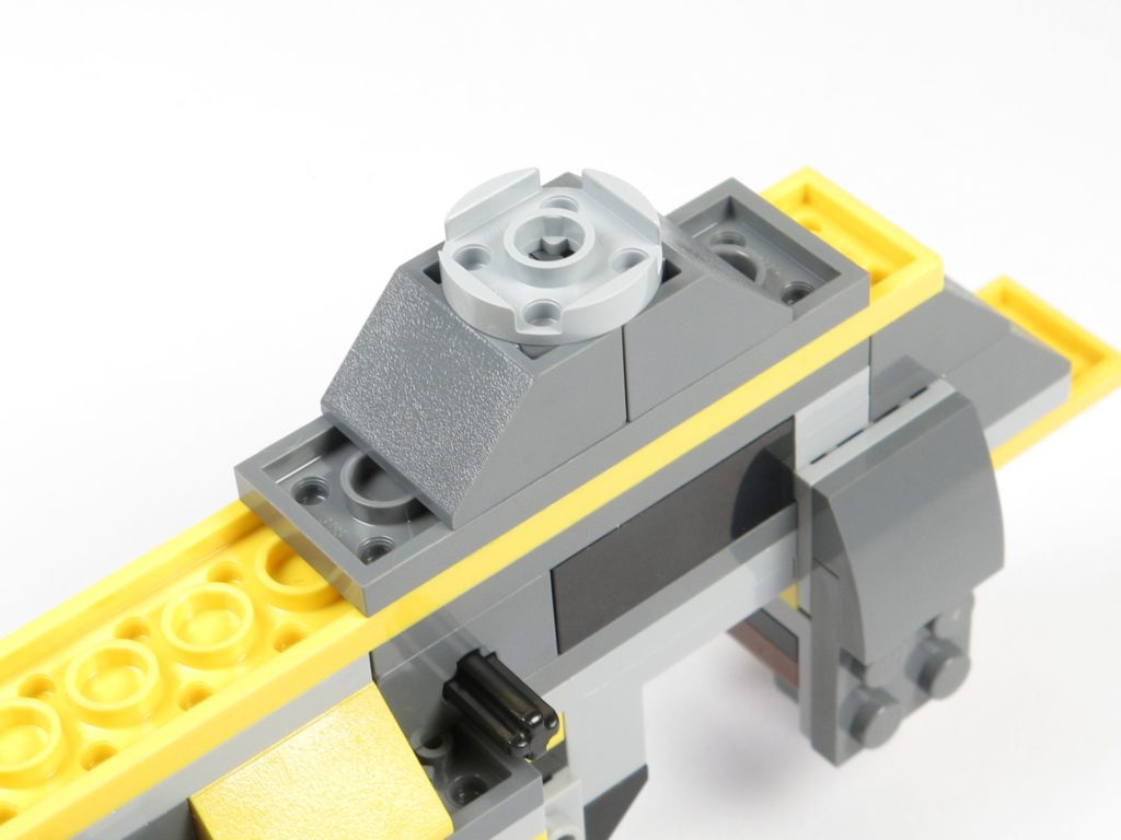 LEGO® Star Wars™ 75214 Bauabschnitt 2 - hinteres Fahrwerk | ©2018 Brickzeit