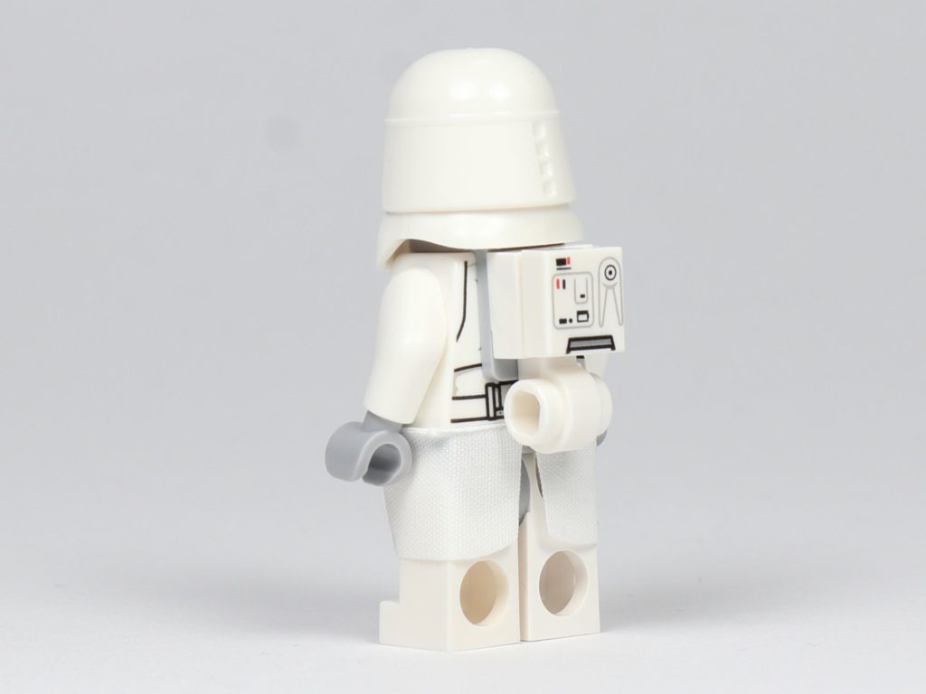 LEGO® Star Wars™ - das ultimative Trainingshandbuch - Snowtrooper, schräg hinten | ©2019 Brickzeit