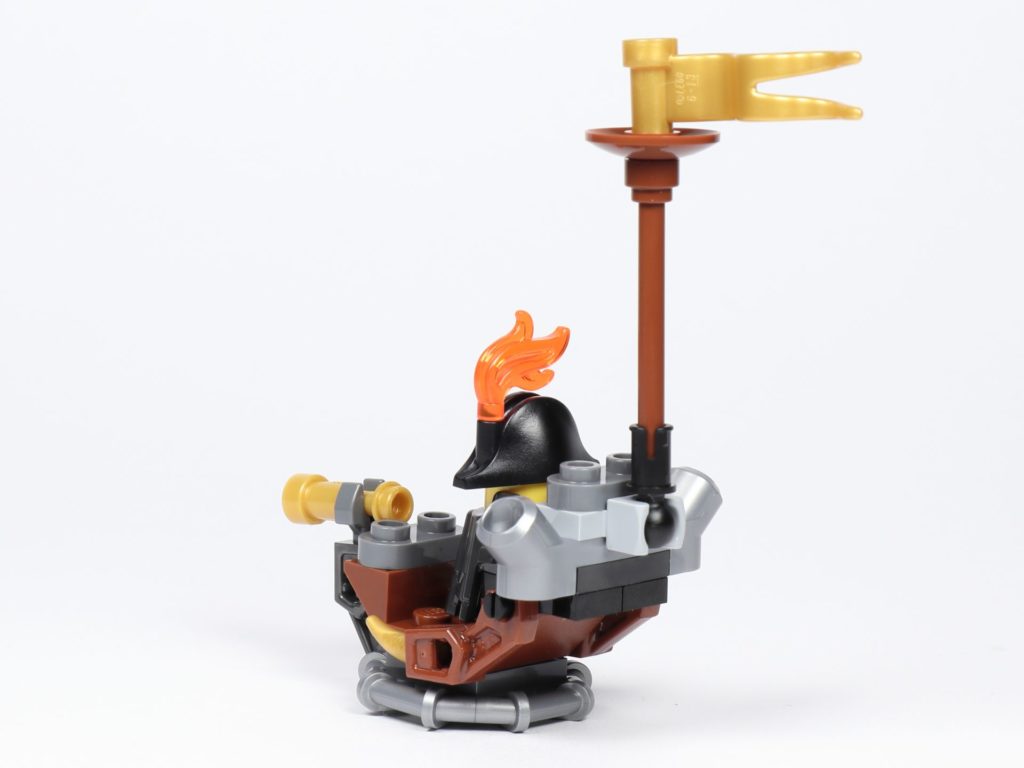 THE LEGO MOVIE 2 Mini-Baumeister Eisenbart (30528) - Boot, hinten links | ©2019 Brickzeit