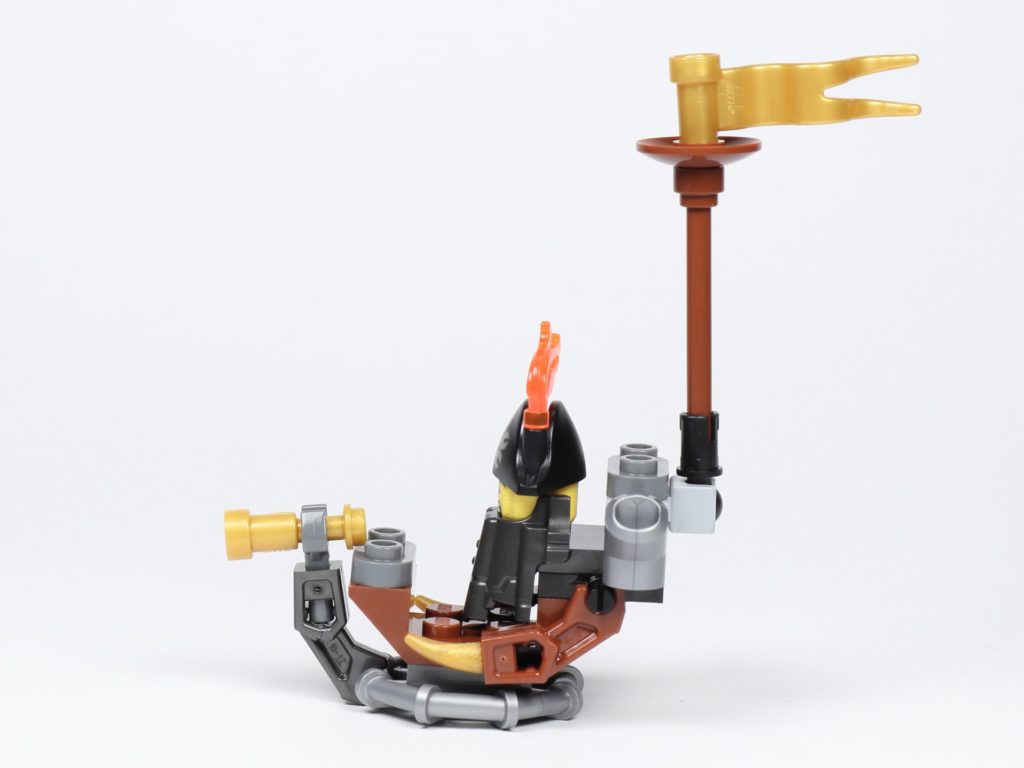 THE LEGO MOVIE 2 Mini-Baumeister Eisenbart (30528) - Boot, linke Seite | ©2019 Brickzeit