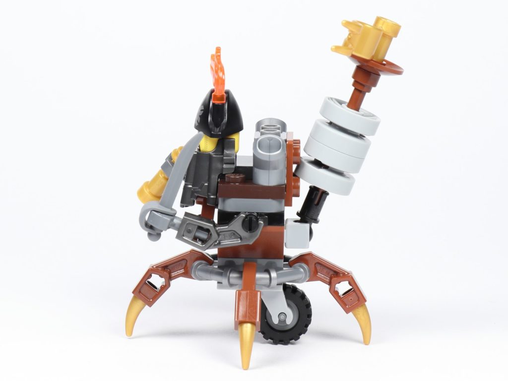 THE LEGO MOVIE 2 Mini-Baumeister Eisenbart (30528) - Spinne, linke Seite | ©2019 Brickzeit