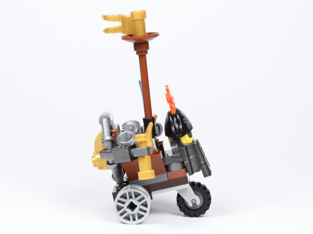 THE LEGO MOVIE 2 Mini-Baumeister Eisenbart (30528) - Trike, rechte Seite | ©2019 Brickzeit