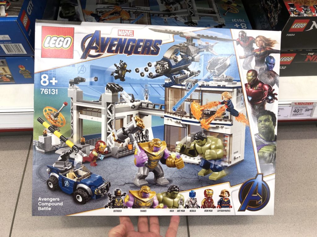 LEGO® Marvel 76131 Avengers: Endgame - Packung im Laden | ©2019 Brickzeit