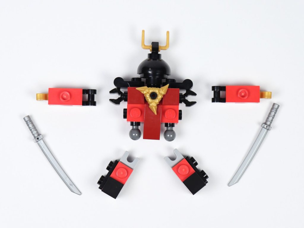 LEGO® Ninjago® Legacy Samurai X Mech - Aufbau | ©2019 Brickzeit