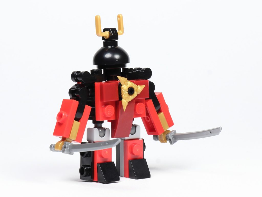 LEGO® Ninjago® Legacy Samurai X Mech - vorne, rechts | ©2019 Brickzeit