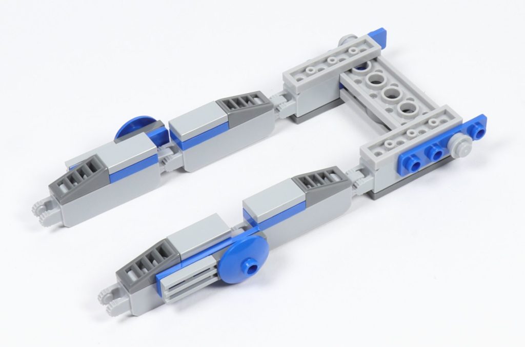 LEGO® Star Wars™ 75002 AT-RT™ - Bauabschnitt 2, Beine oben | ©2019 Brickzeit