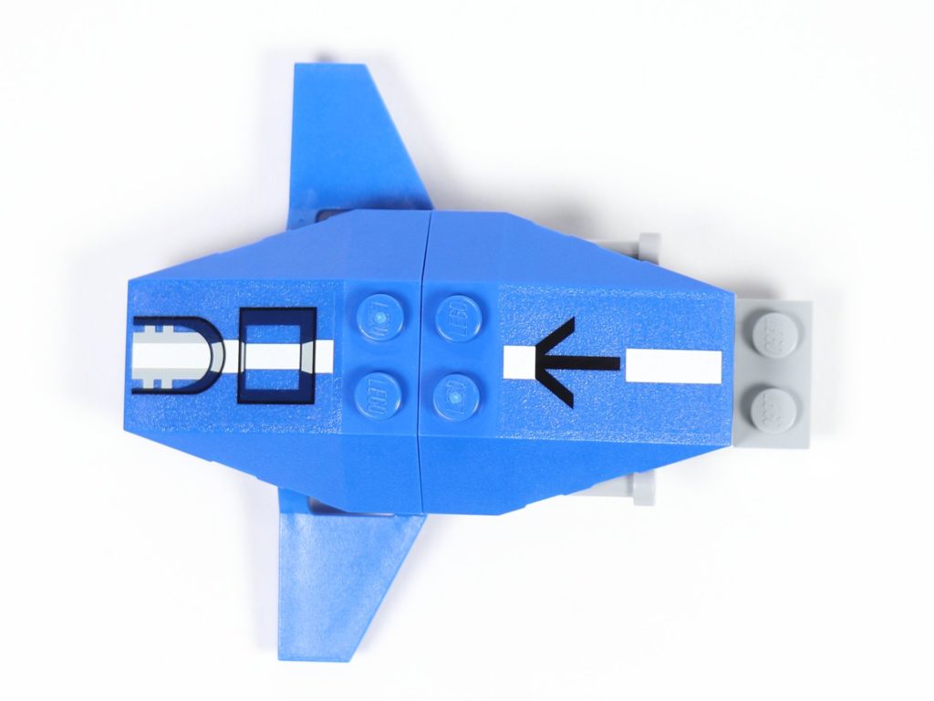 LEGO® Star Wars™ 75002 AT-RT™ - Bauabschnitt 3 - Frontteil mit blauen Elementen und Aufkleber, von oben | ©2019 Brickzeit