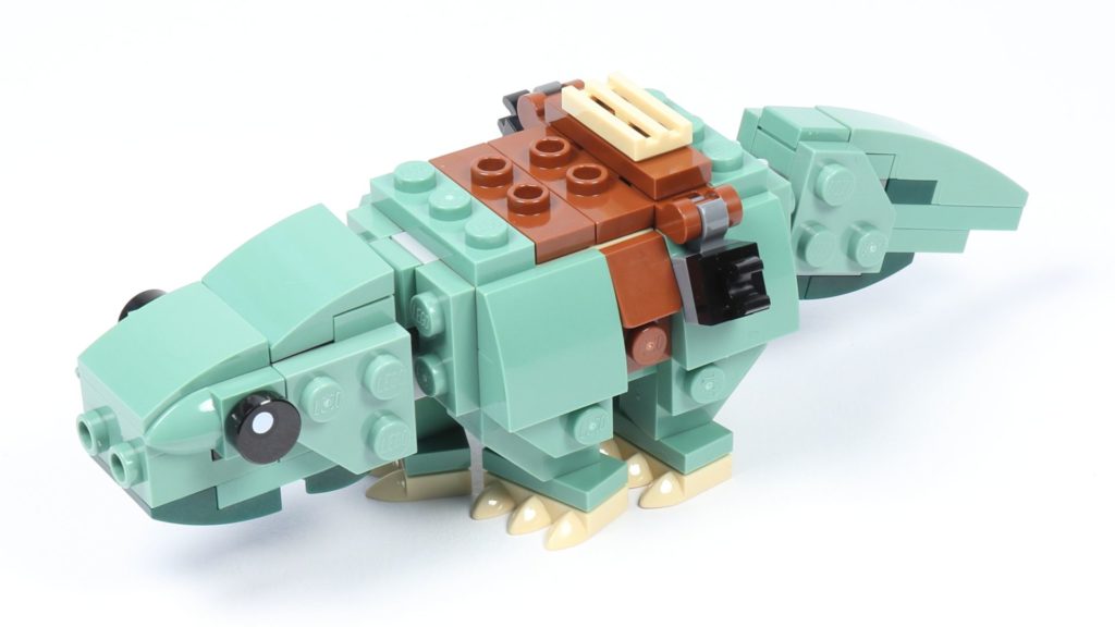 LEGO® Star Wars™ 75228 - Dewback, fertig, vorne links | ©2019 Brickzeit