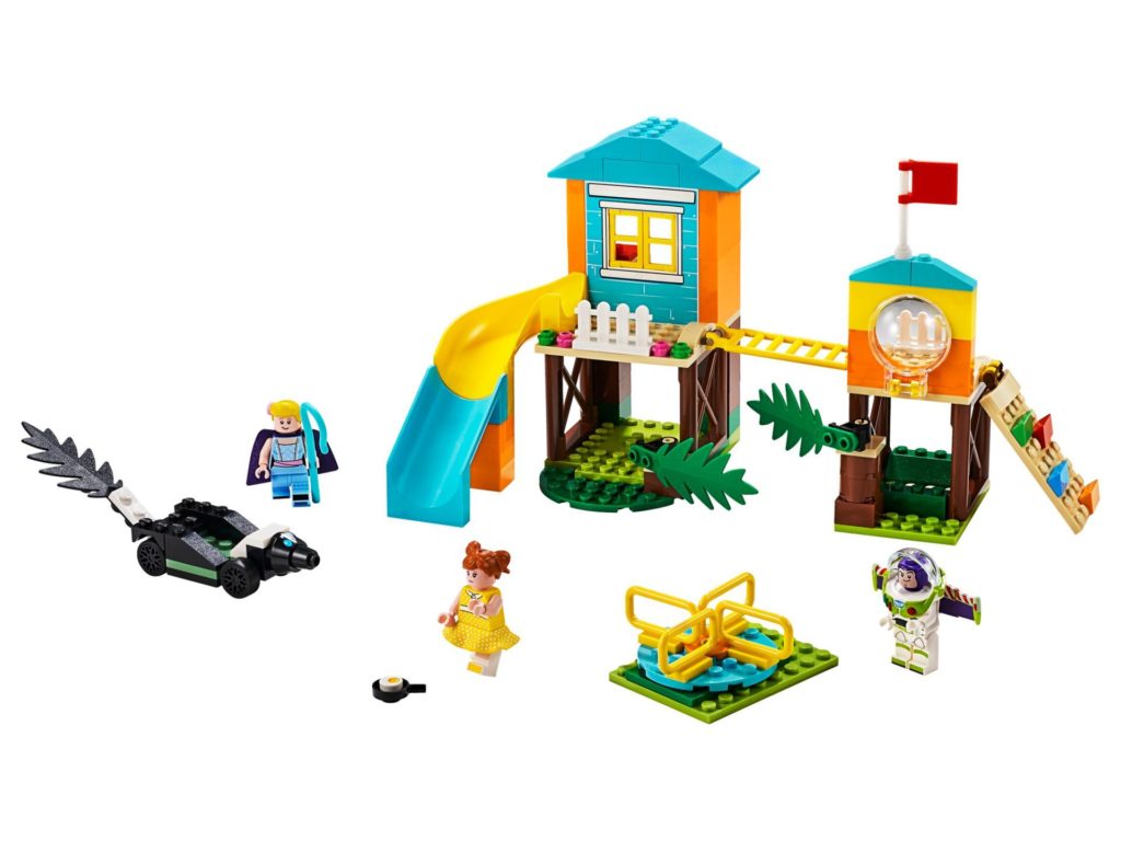 LEGO® 10768 Buzz & Porzellinchens Spielplatzabenteuer - Bild 1 | ©LEGO Gruppe