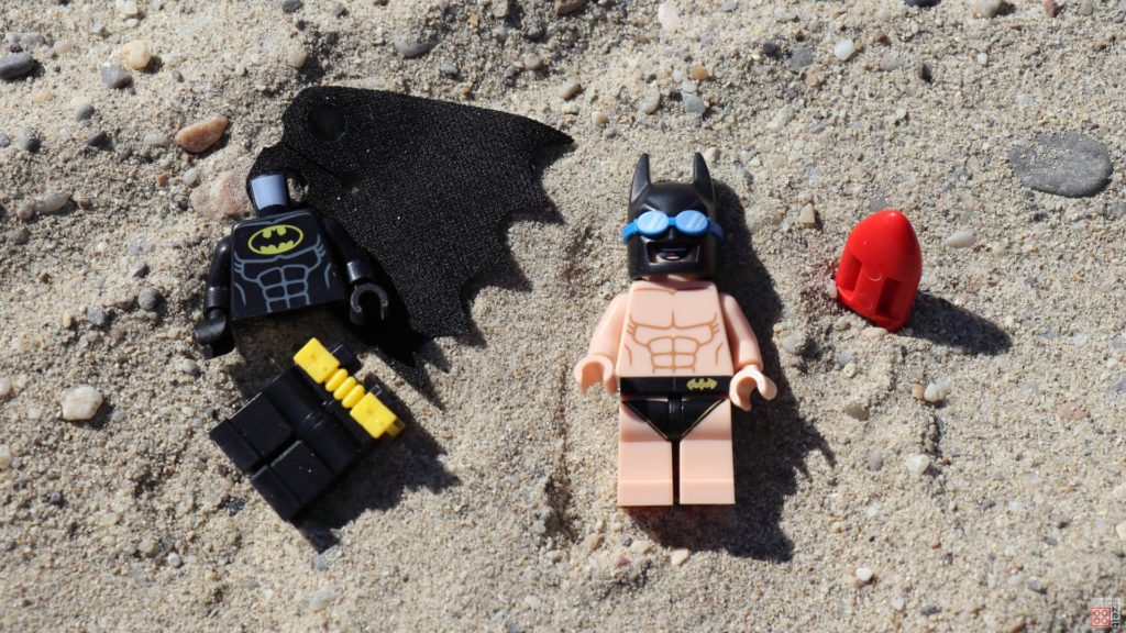 LEGO® Batman entspannt am Strand | ©2019 Brickzeit