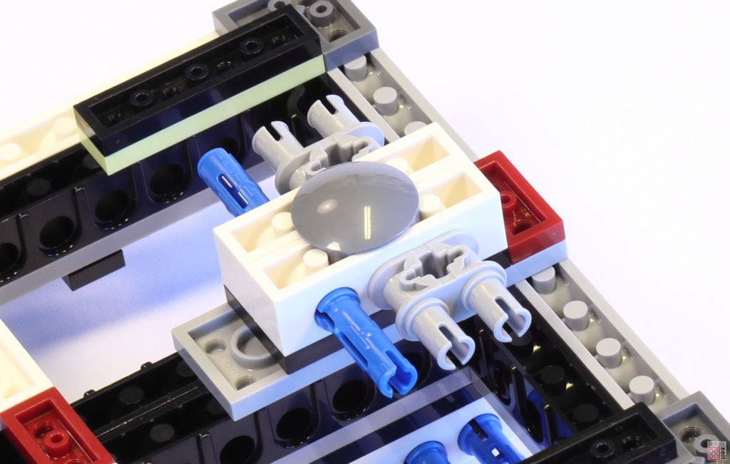 LEGO 75244 - Bauabschnitt 1, Grundgerüst unten | ©2019 Brickzeit