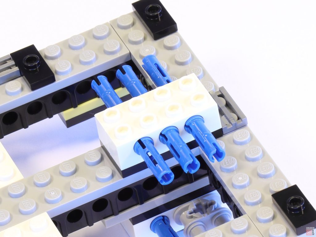 LEGO 75244 - Bauabschnitt 1, Grundgerüst oben | ©2019 Brickzeit