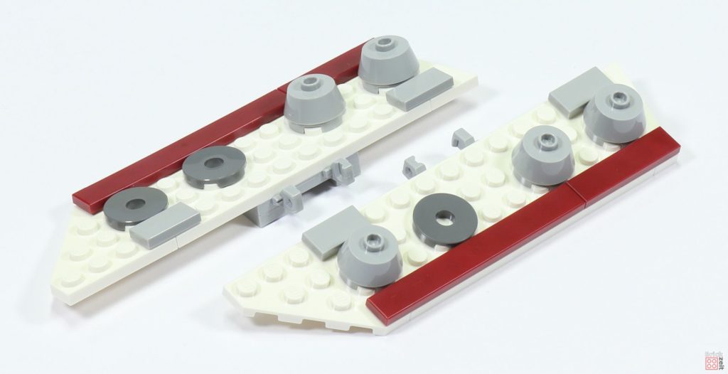 LEGO 75244 - Bauabschnitt 2, untere Rumpfwände | ©2019 Brickzeit