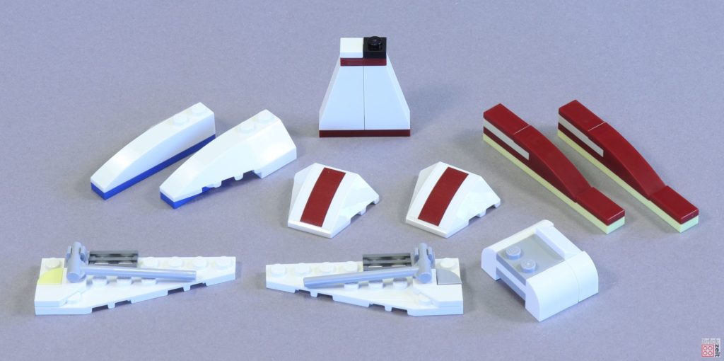 LEGO 75244 - Bauabschnitt 3, Einzelteile | ©2019 Brickzeit