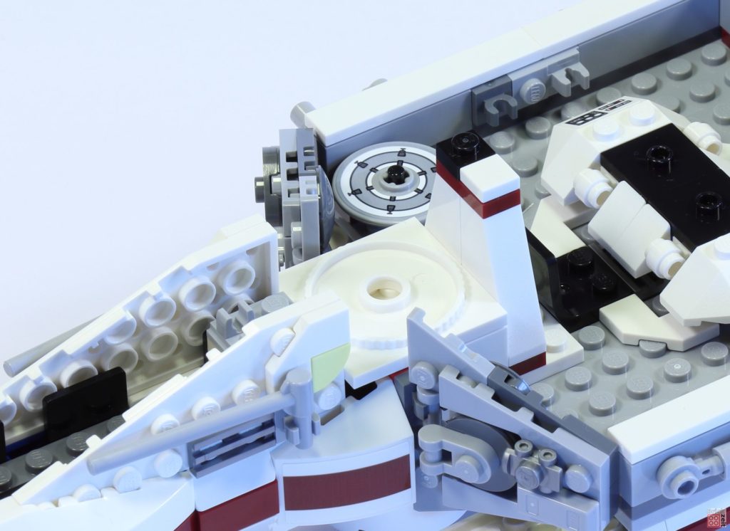 LEGO 75244 - Bauabschnitt 3, Geschützturm, Montageplatte | ©2019 Brickzeit