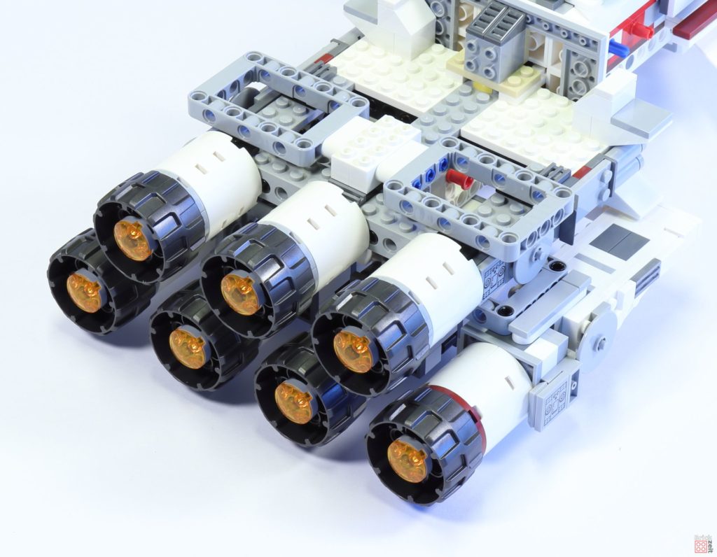 LEGO 75244 - Bauabschnitt 4, Sicht auf Antriebseinheit | ©2019 Brickzeit
