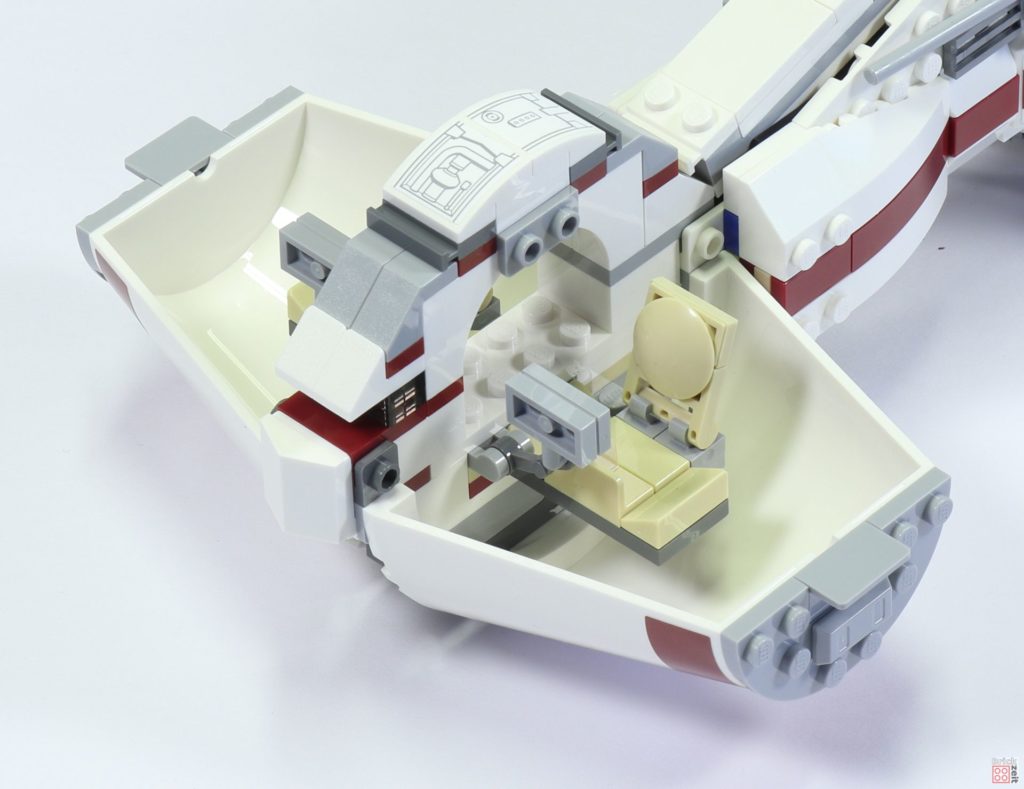 LEGO 75244 - Bauabschnitt 6, Teile für Cockpit Unterseite | ©2019 Brickzeit