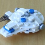 LEGO® Star Wars™ olybag 911949, Kessel Run Millennium Falcon, vorne links | ©2019 Brickzeit
