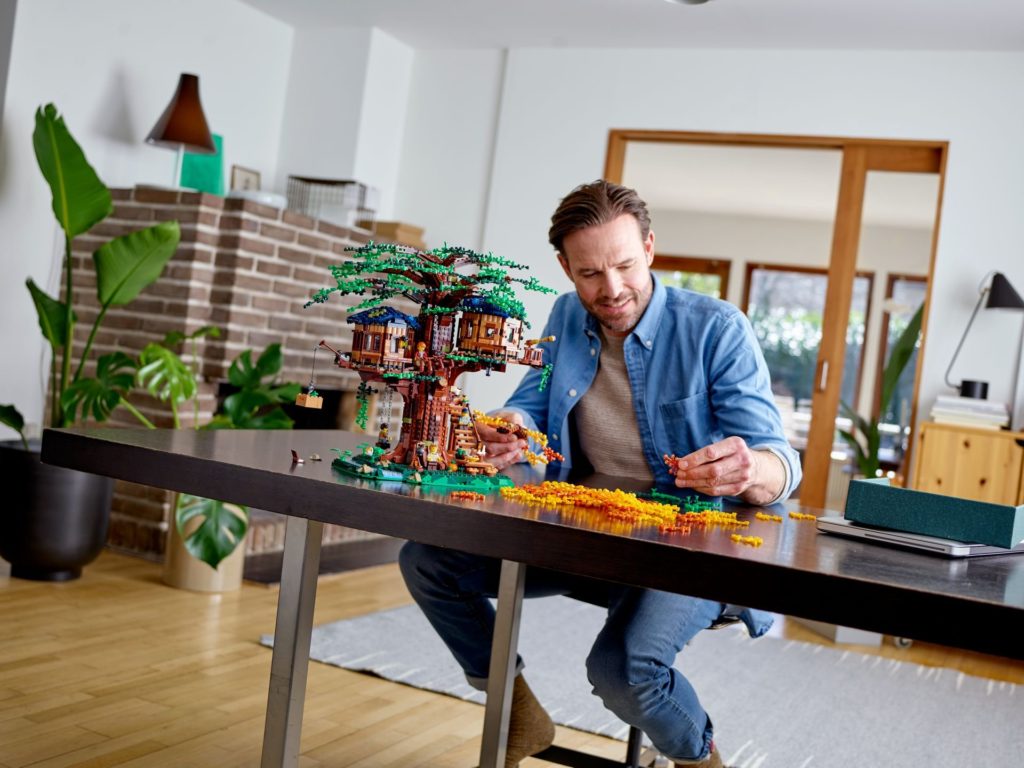 LEGO® Ideas 21318 Baumhaus - Foto| ©LEGO Gruppe