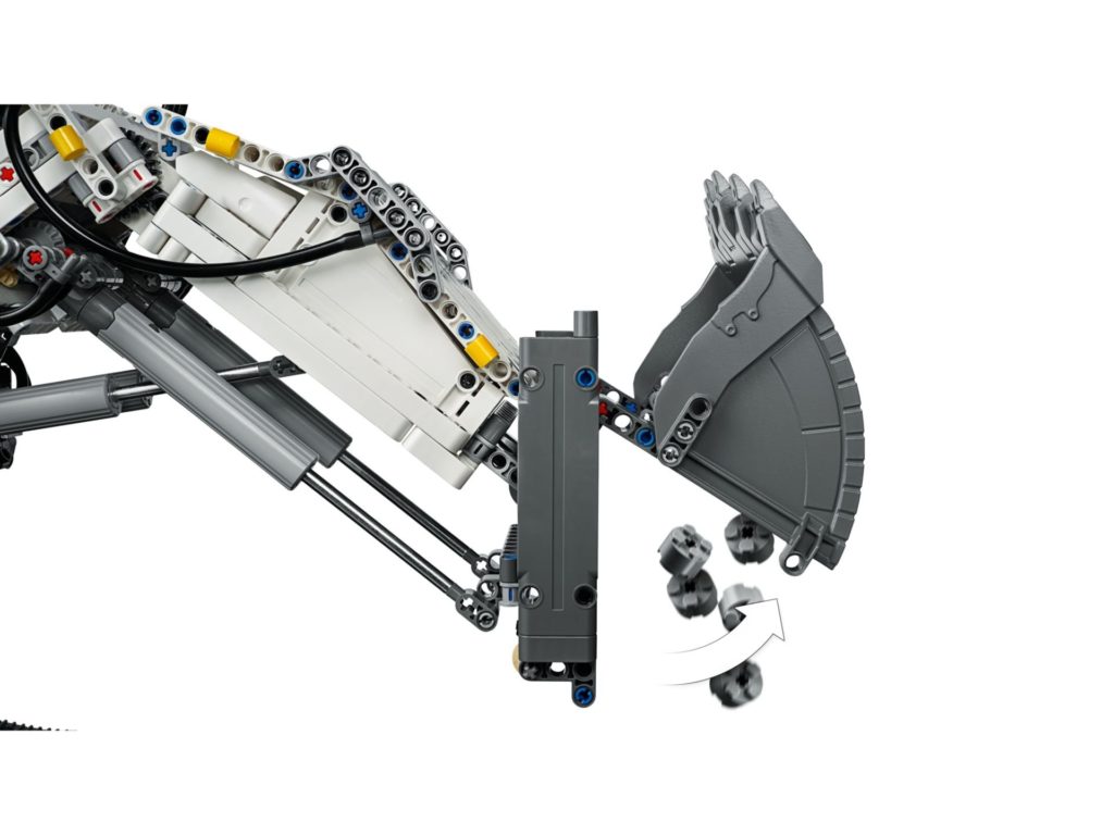 LEGO Technic 42100 Liebherr Bagger R 9800 - Bild 10 | ©LEGO Gruppe