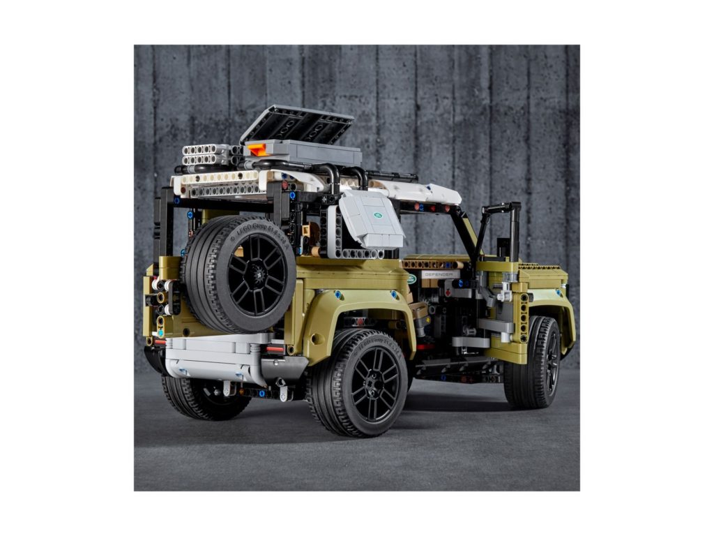 LEGO Technic 42110 Land Rover Defender - Bild 7 | ©LEGO Gruppe